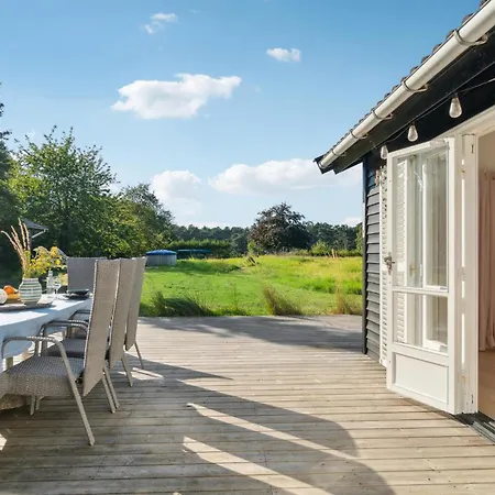 Vakantiehuis Cozy In With Kitchen *